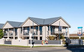 Nautilus Lodge Motel